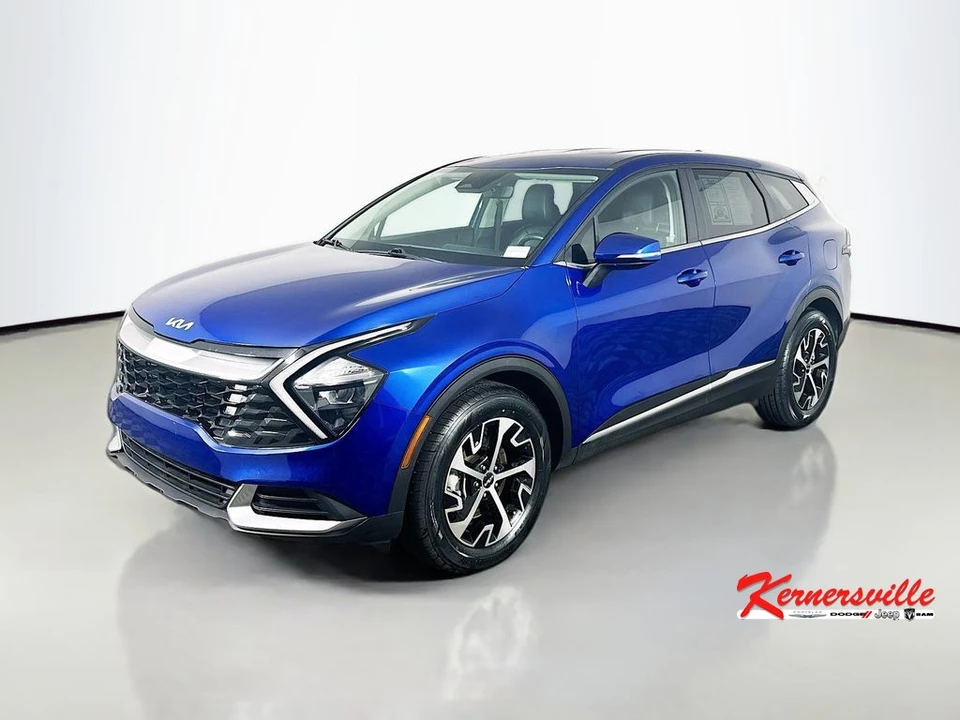 2023 Kia Sportage - Image 3 of 12