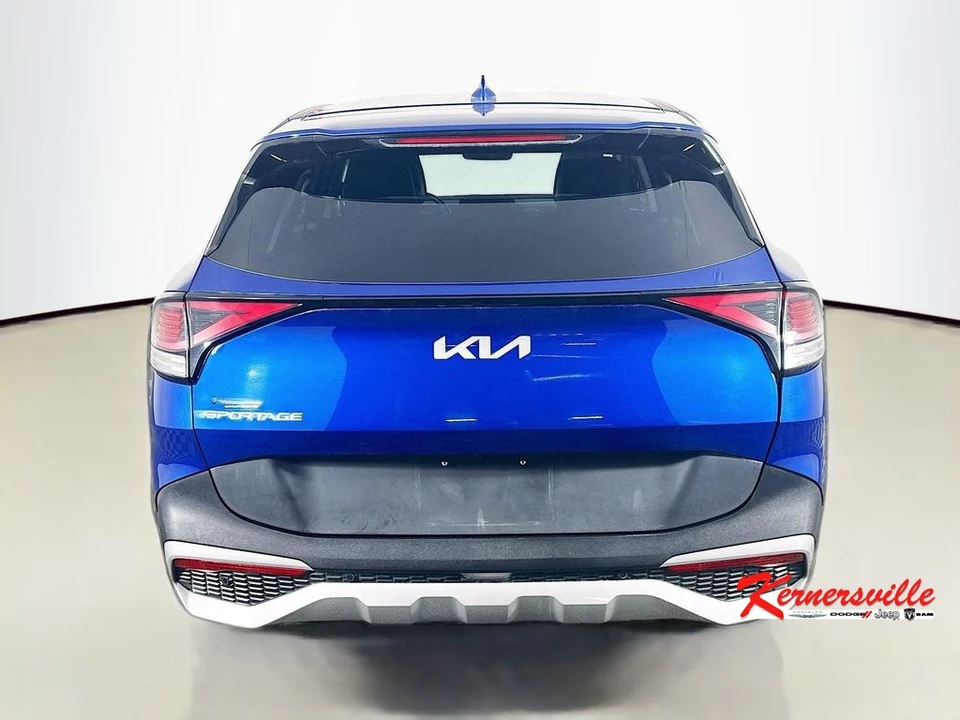 2023 Kia Sportage - Image 6 of 12