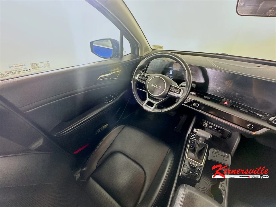 2023 Kia Sportage - Image 9 of 21