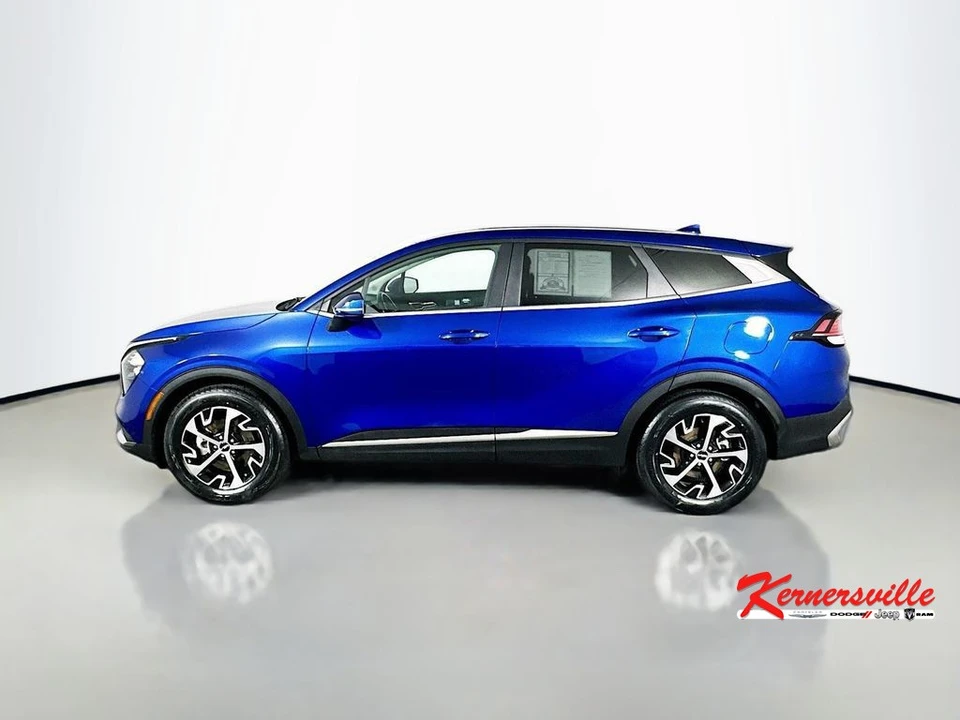 2023 Kia Sportage - Image 4 of 12