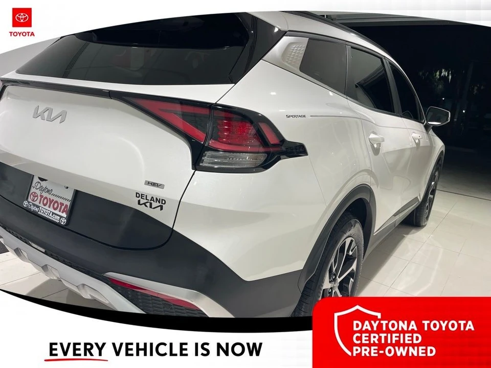 2023 Kia Sportage - Image 9 of 12
