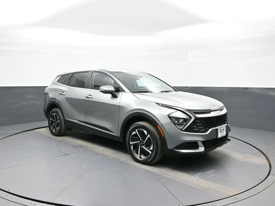 2023 Kia Sportage - Image 7 of 12