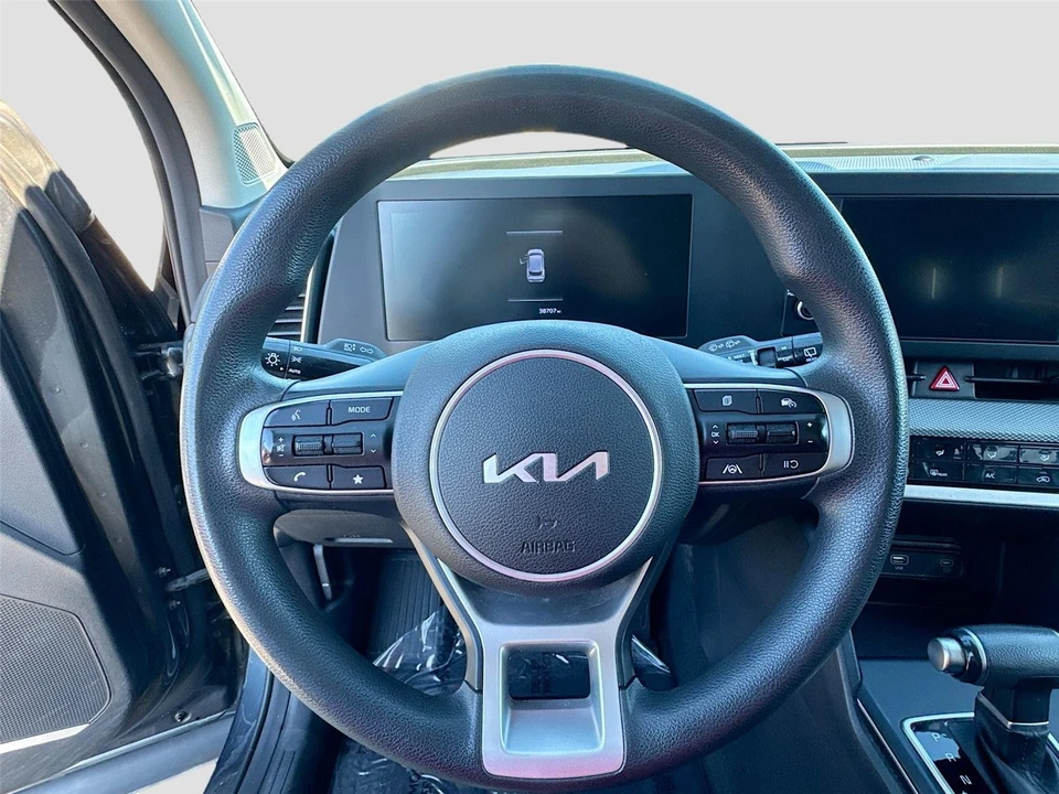 2023 Kia Sportage - Image 11 of 21