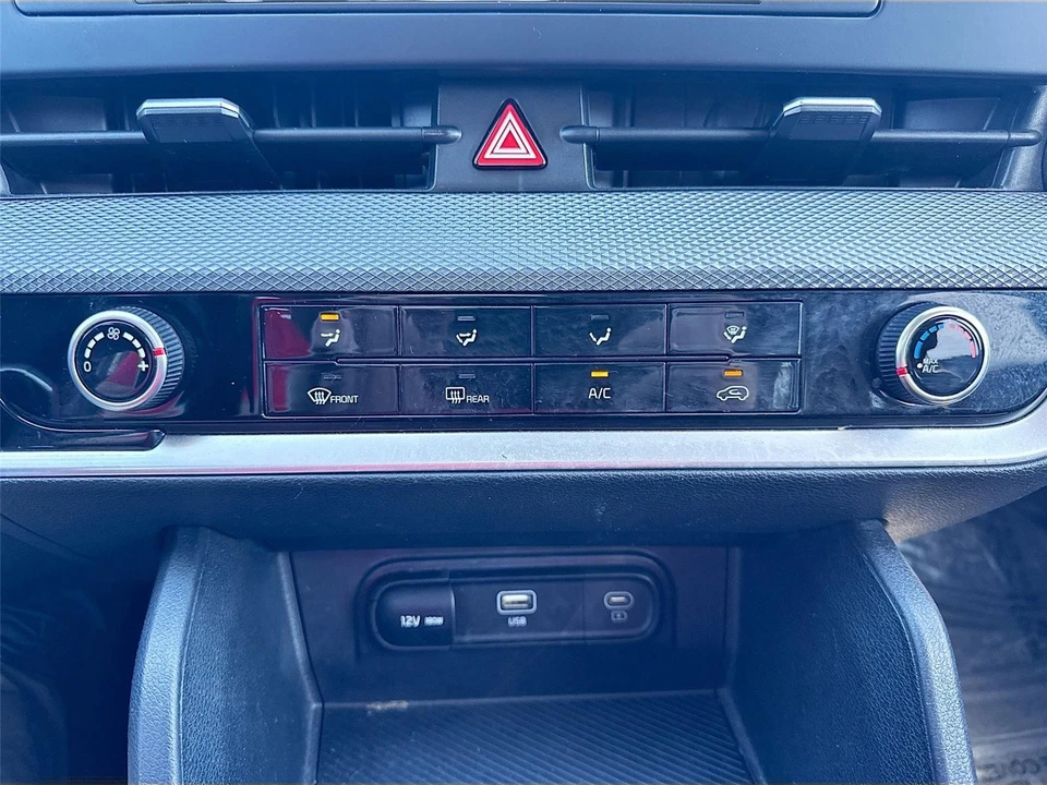 2023 Kia Sportage - Image 15 of 21