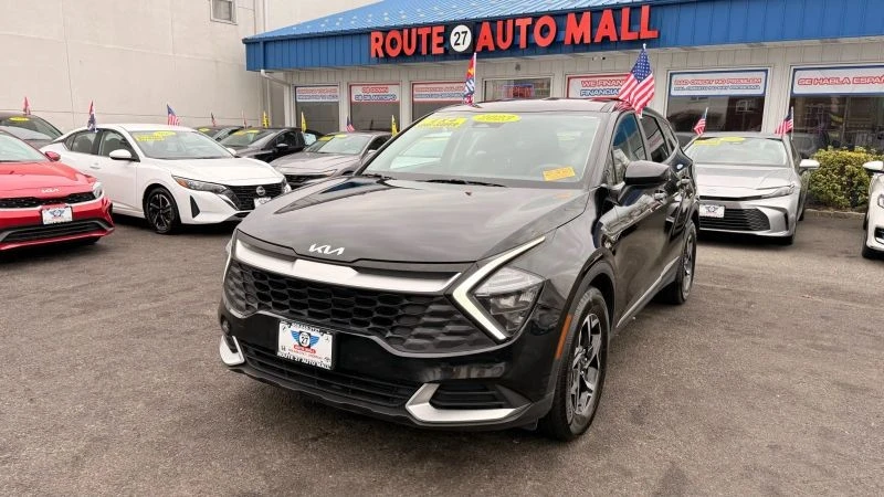 2023 Kia Sportage - Image 4 of 12