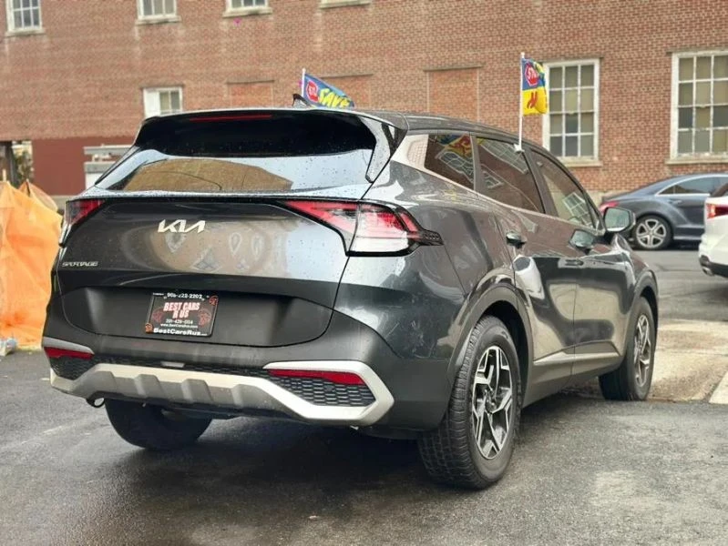 2023 Kia Sportage - Image 4 of 12