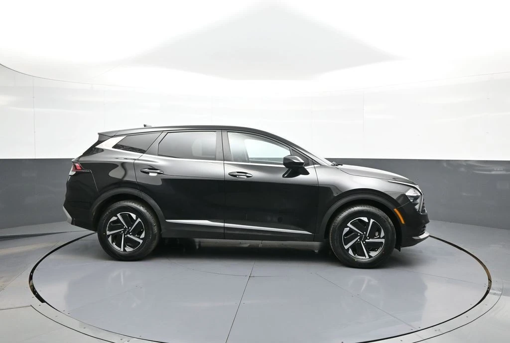 2023 Kia Sportage - Image 5 of 21