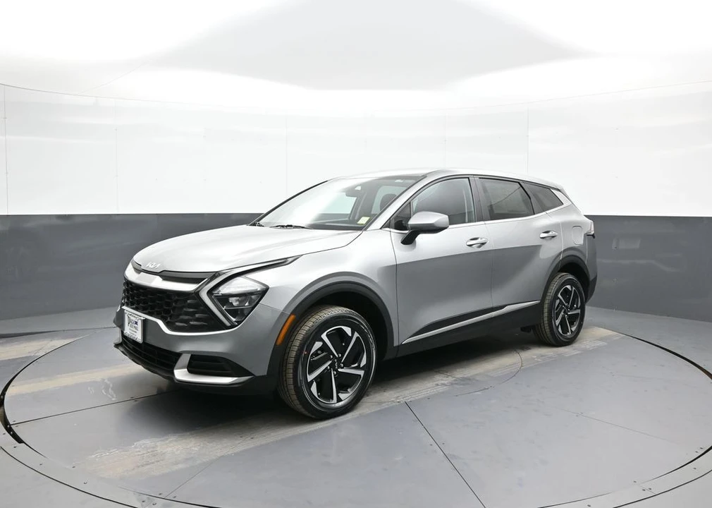 2023 Kia Sportage - Image 5 of 12