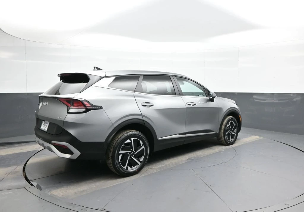 2023 Kia Sportage - Image 9 of 12