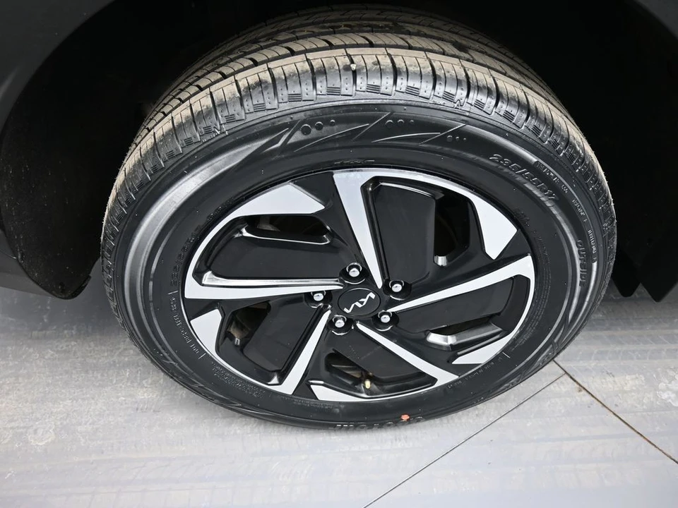 2023 Kia Sportage - Image 12 of 12