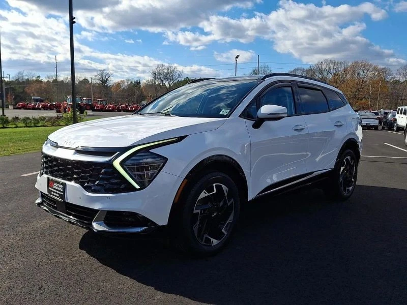 2023 Kia Sportage - Image 3 of 12