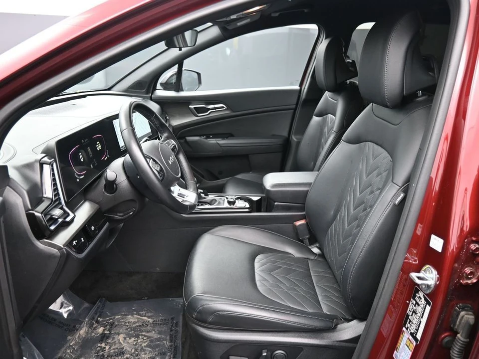 2023 Kia Sportage - Image 18 of 21