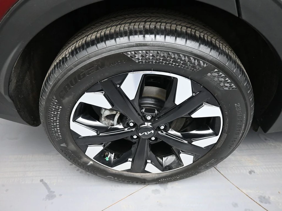 2023 Kia Sportage - Image 12 of 21