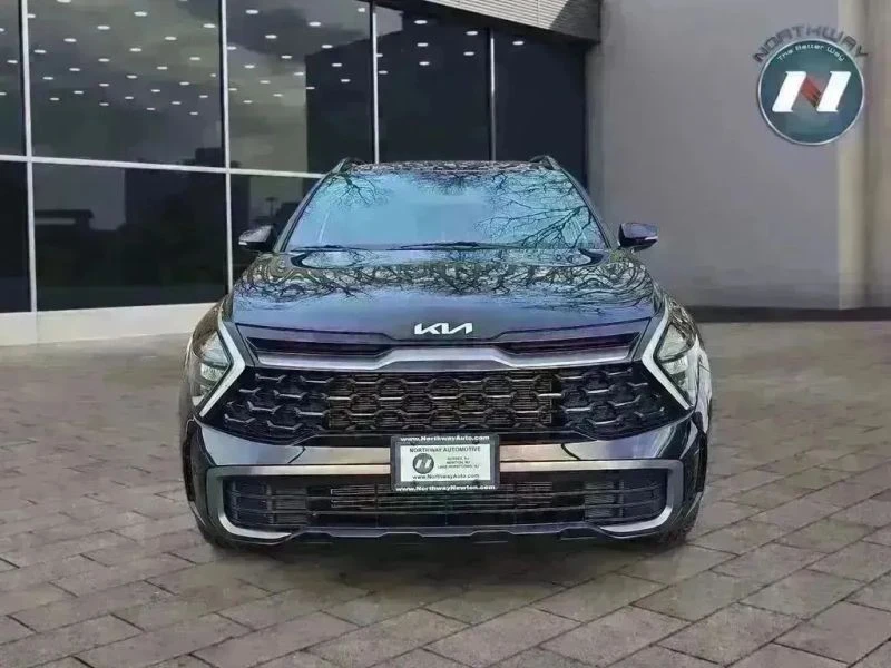 2023 Kia Sportage - Image 8 of 12