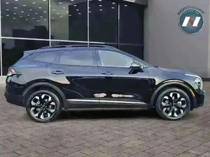 2023 Kia Sportage - Image 6 of 12