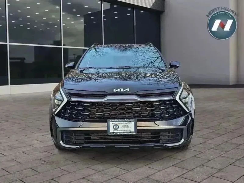 2023 Kia Sportage - Image 8 of 12