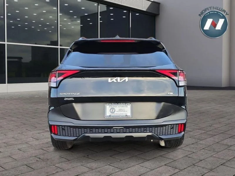 2023 Kia Sportage - Image 8 of 12