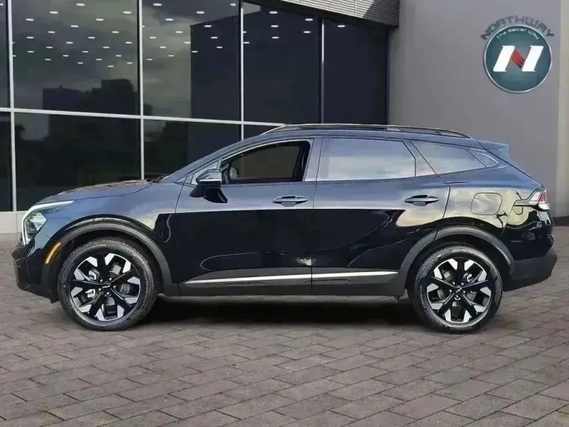 2023 Kia Sportage - Image 2 of 12
