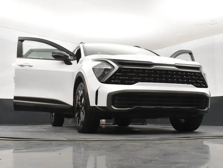 2023 Kia Sportage - Image 11 of 12