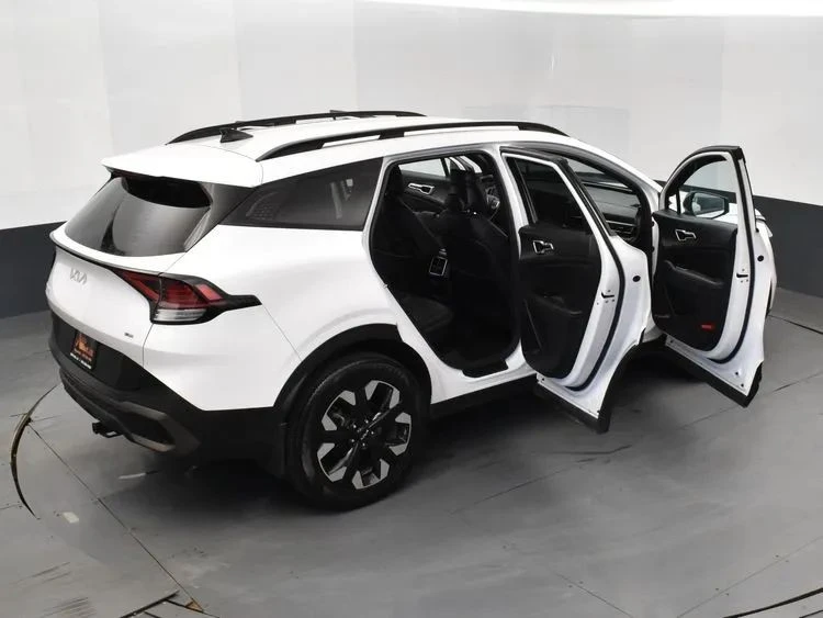 2023 Kia Sportage - Image 6 of 12