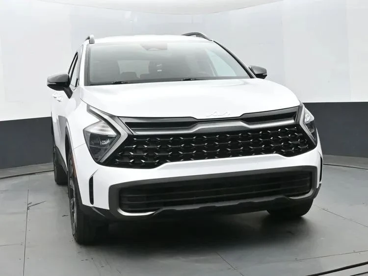 2023 Kia Sportage - Image 3 of 12