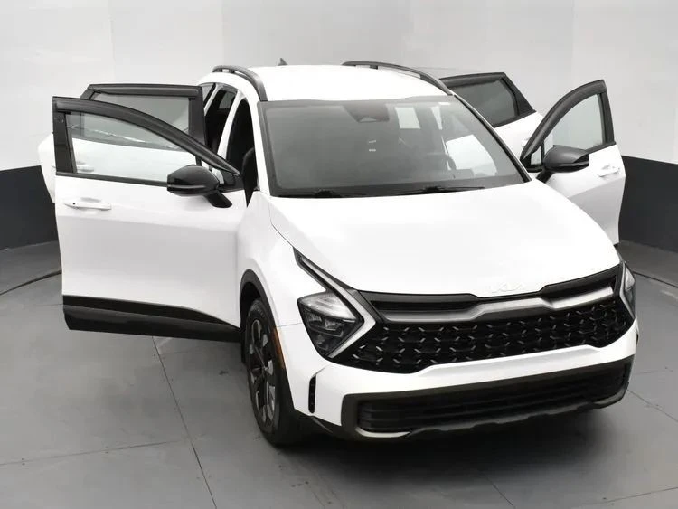 2023 Kia Sportage - Image 10 of 12