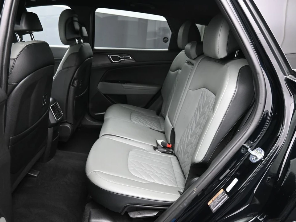 2023 Kia Sportage - Image 20 of 21