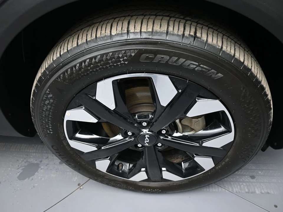 2023 Kia Sportage - Image 13 of 21