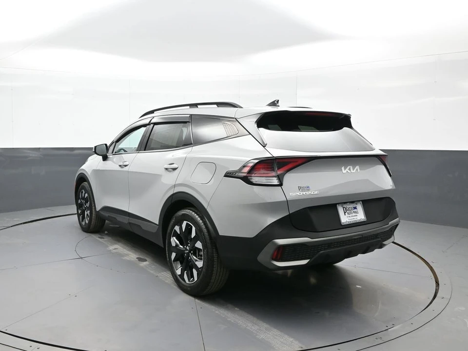 2023 Kia Sportage - Image 8 of 12