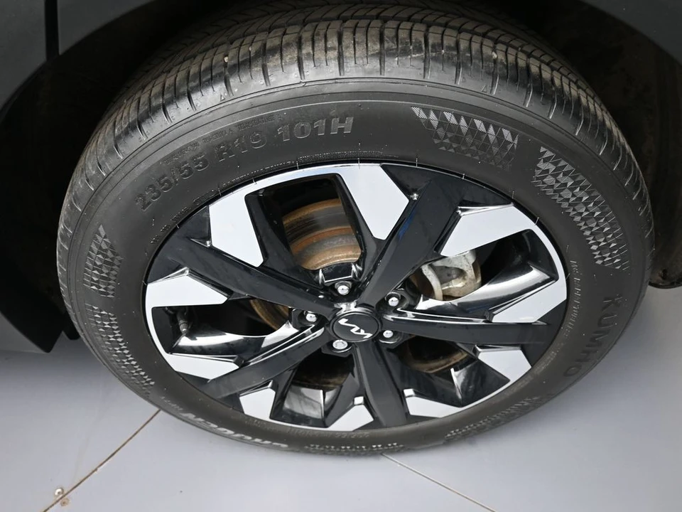 2023 Kia Sportage - Image 15 of 21