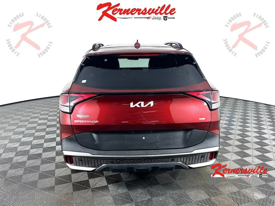 2023 Kia Sportage - Image 6 of 12