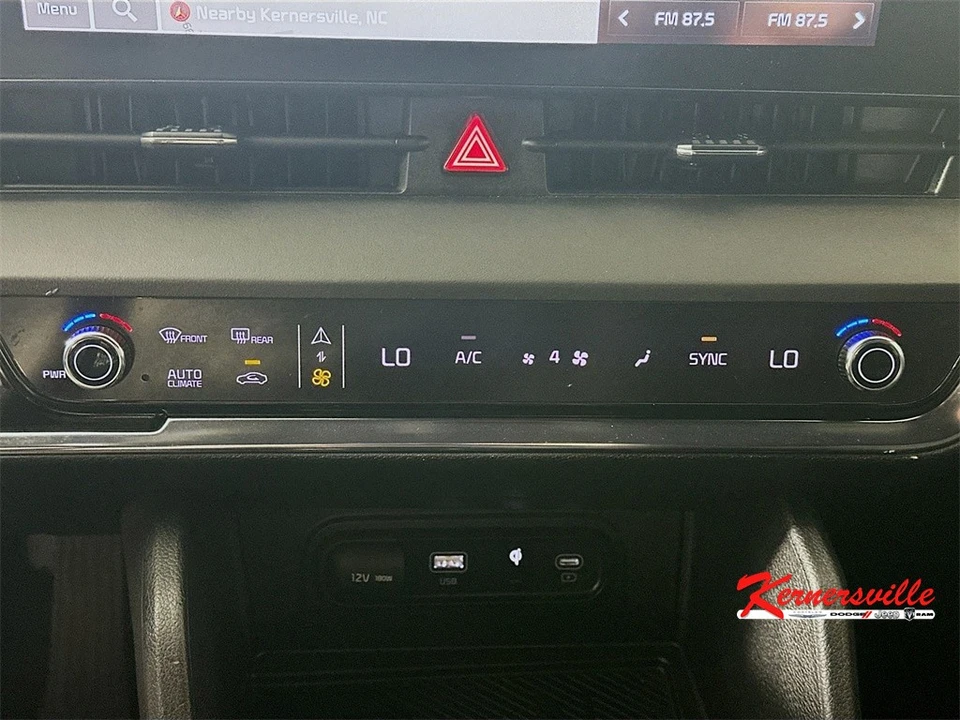 2023 Kia Sportage - Image 18 of 21