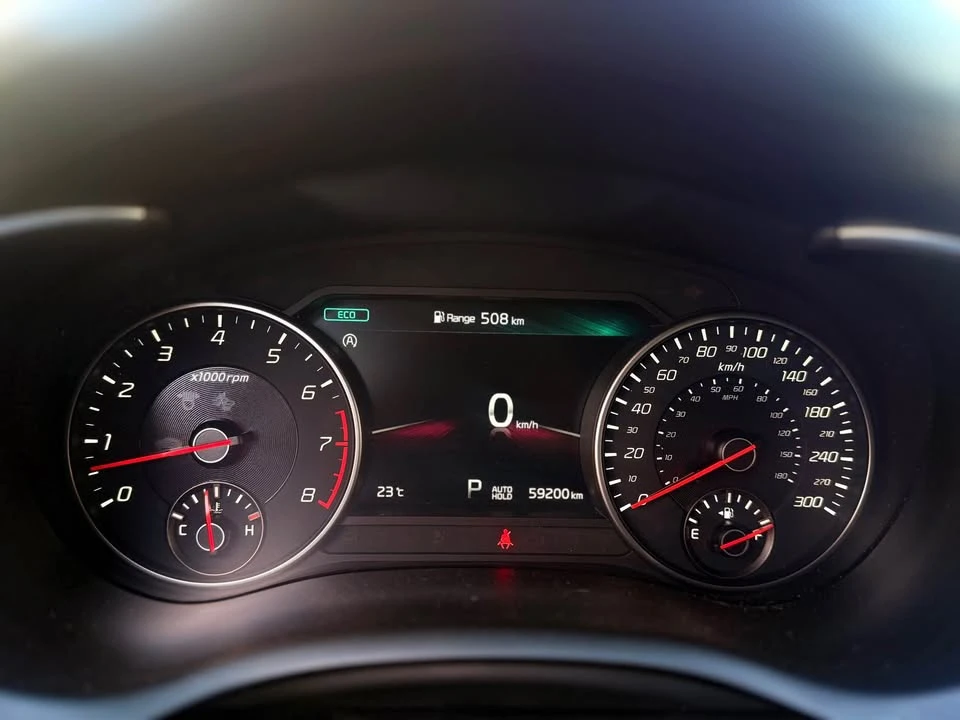 2023 Kia Stinger - Image 12 of 15