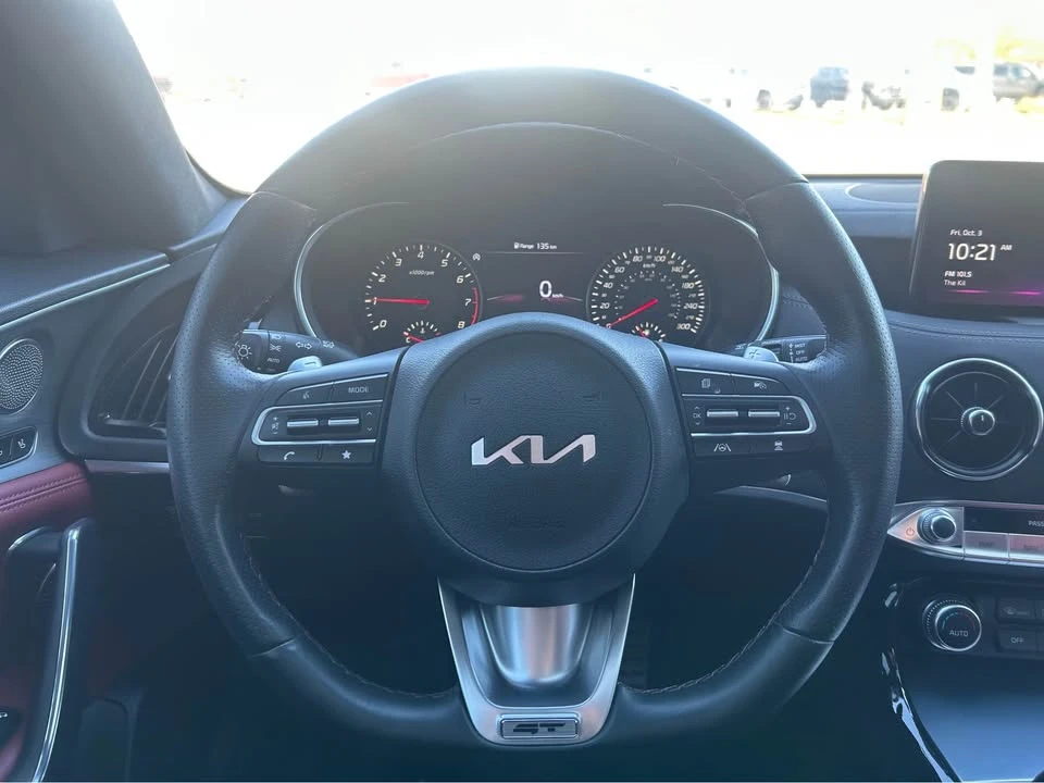 2023 Kia Stinger - Image 16 of 20