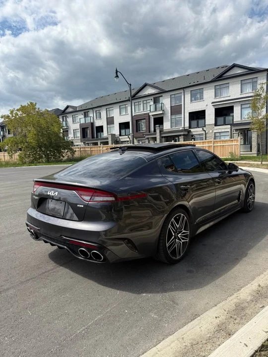 2023 Kia Stinger - Image 7 of 13