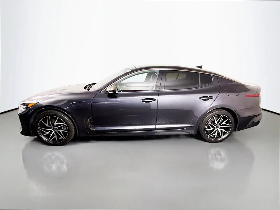 2023 Kia Stinger - Image 4 of 20