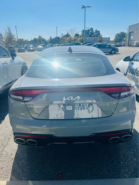 2023 Kia Stinger - Image 6 of 6