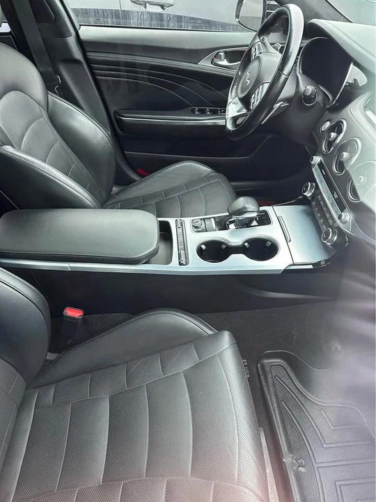 2023 Kia Stinger - Image 7 of 7