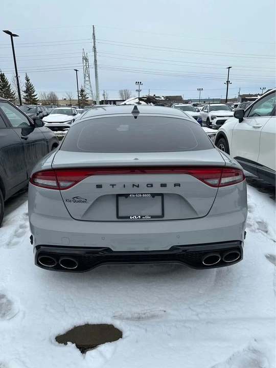 2023 Kia Stinger - Image 4 of 7