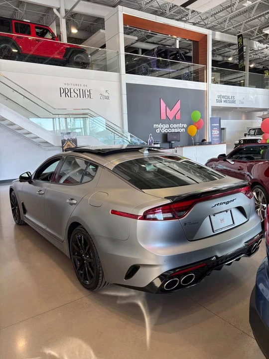 2023 Kia Stinger - Image 6 of 8