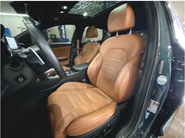 2023 Kia Stinger - Image 4 of 7