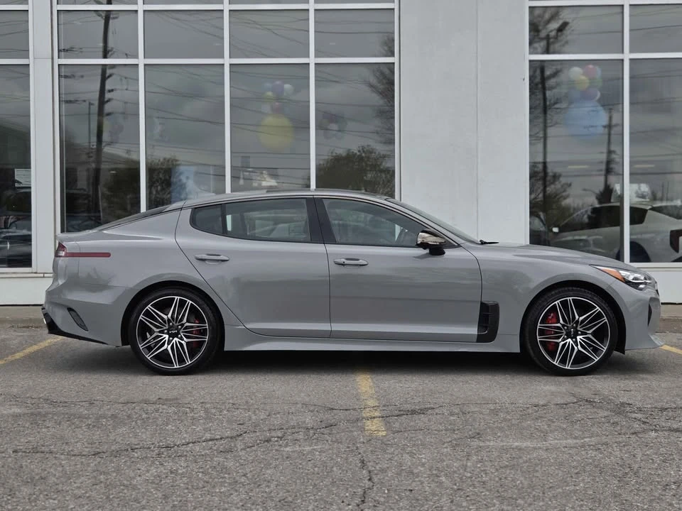 2023 Kia Stinger - Image 4 of 19