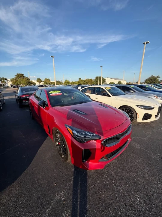 2023 Kia Stinger GT - Image 2 of 5
