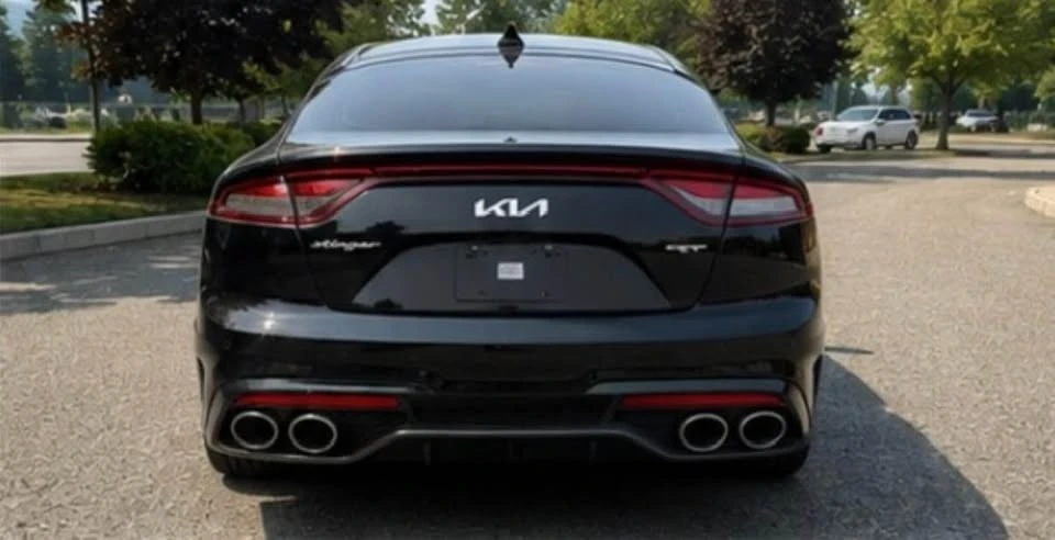 2023 Kia Stinger GT - Image 4 of 7