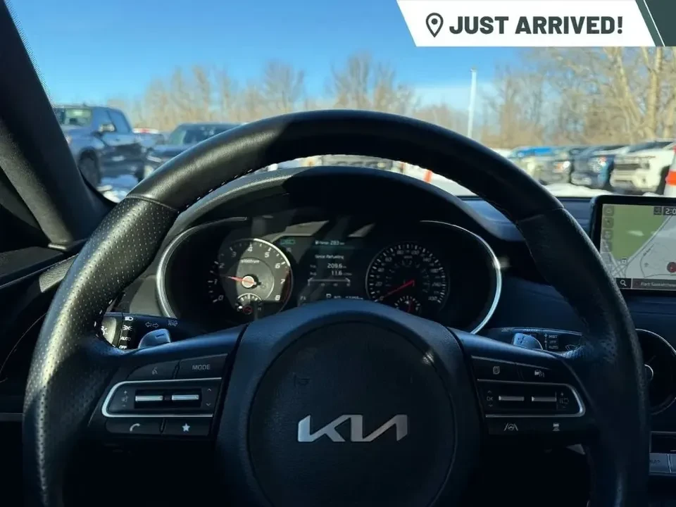 2023 Kia Stinger GT - Image 7 of 8