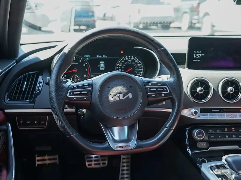 2023 Kia Stinger GT - Image 13 of 20