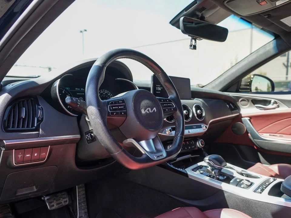 2023 Kia Stinger GT - Image 11 of 20