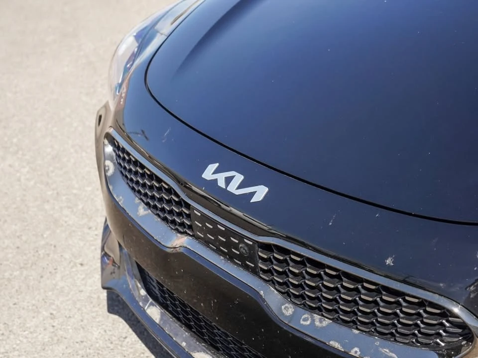 2023 Kia Stinger GT - Image 9 of 20