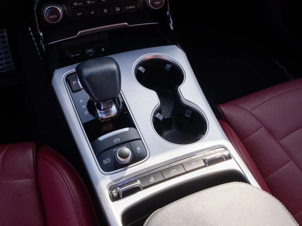 2023 Kia Stinger GT - Image 14 of 17