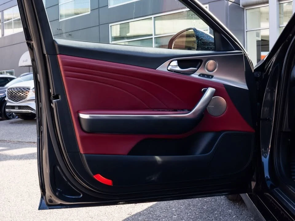 2023 Kia Stinger GT - Image 10 of 17